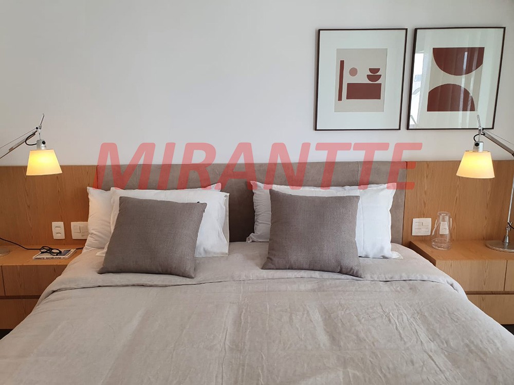 Apartamento com 4 quartos em Vila Nova Conceição