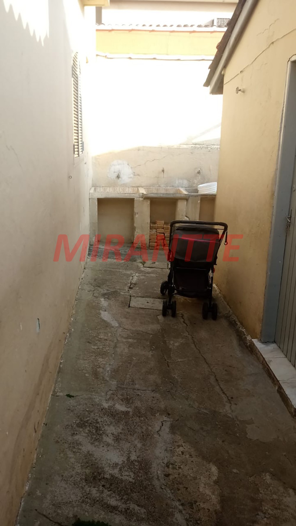Casa terrea de 257m² com 9 quartos em Vila Constança
