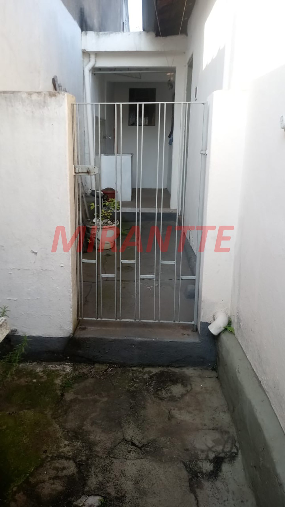 Casa terrea de 257m² com 9 quartos em Vila Constança
