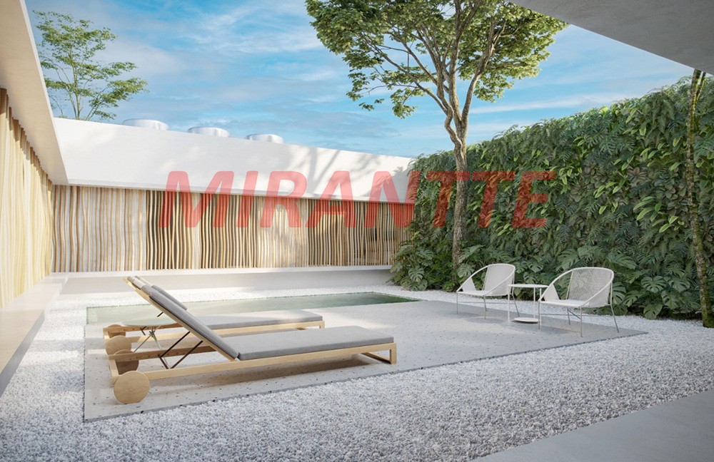Terreno de 300m² em Horto Florestal