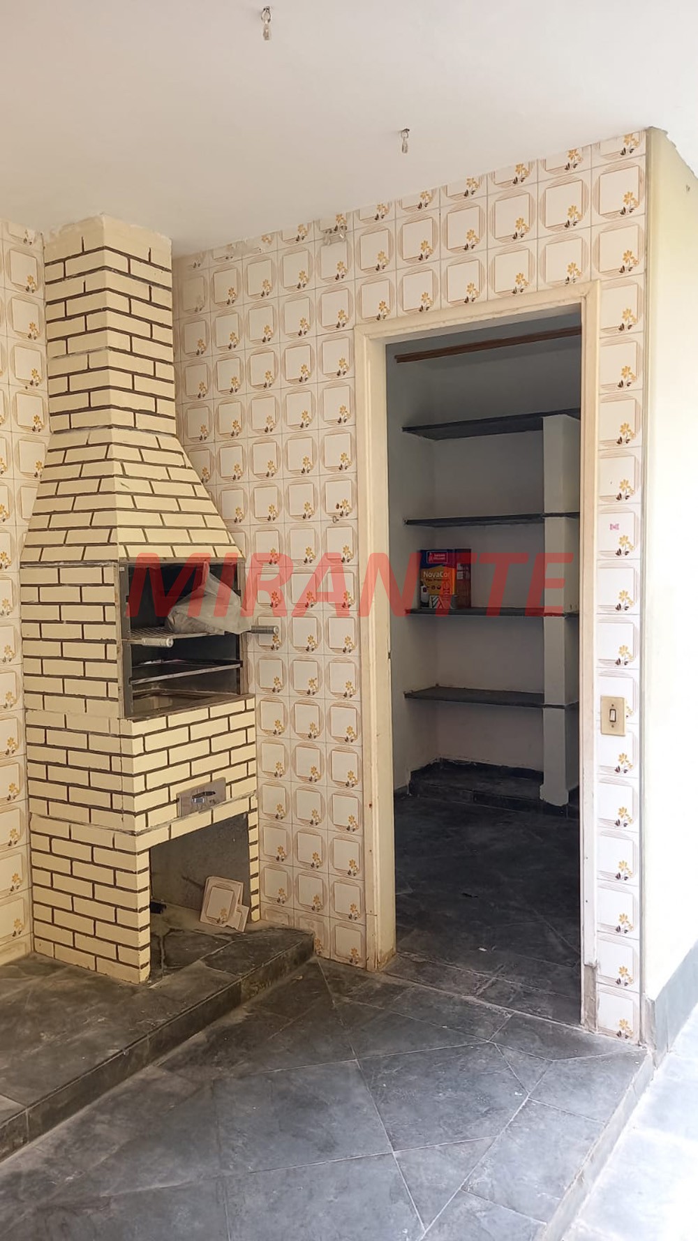 Sobrado com 4 quartos em Vila Irmaos Arnoni
