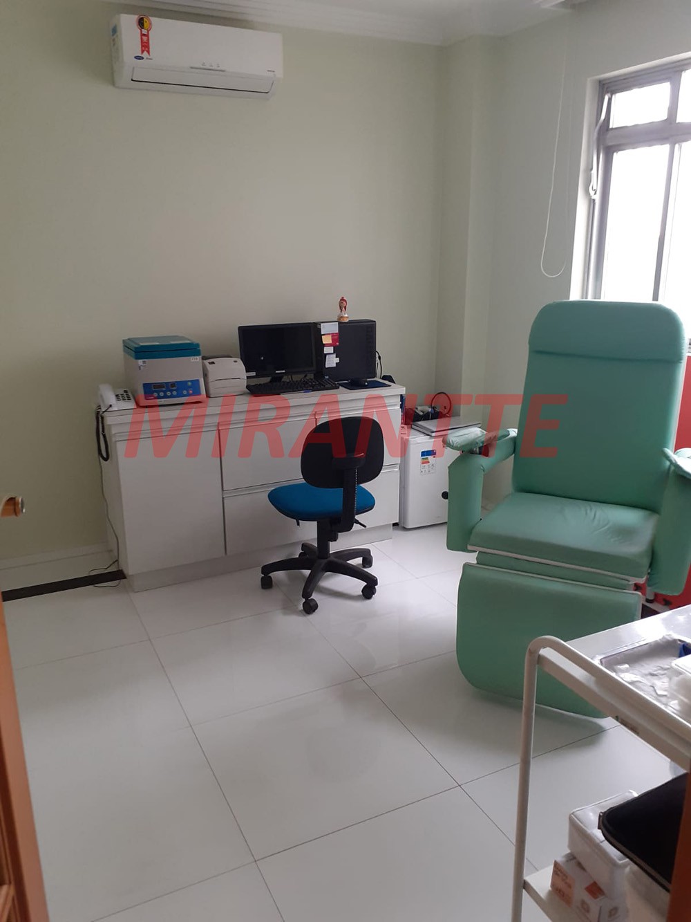 Sobrado de 296m² com 6 quartos em Jardim São Paulo