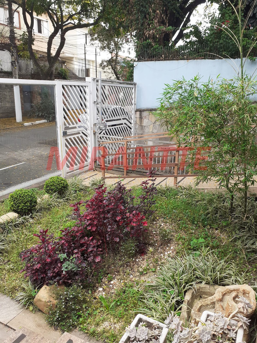 Sobrado de 296m² com 6 quartos em Jardim São Paulo