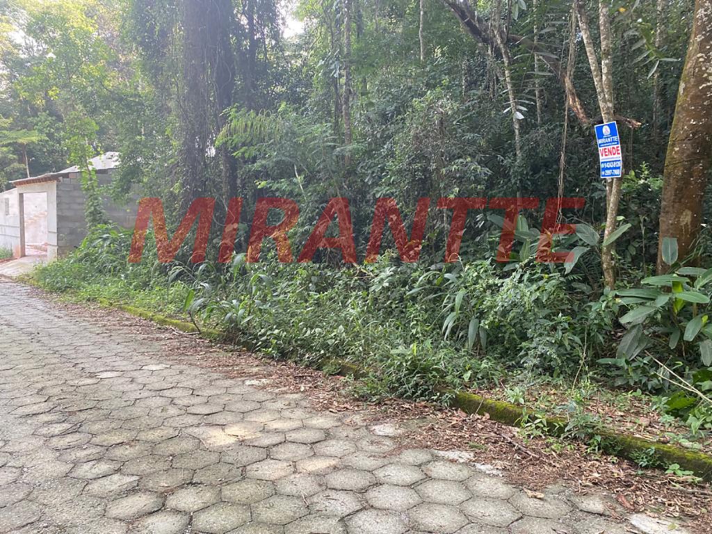 Terreno de 1000m² em Serra Da Cantareira