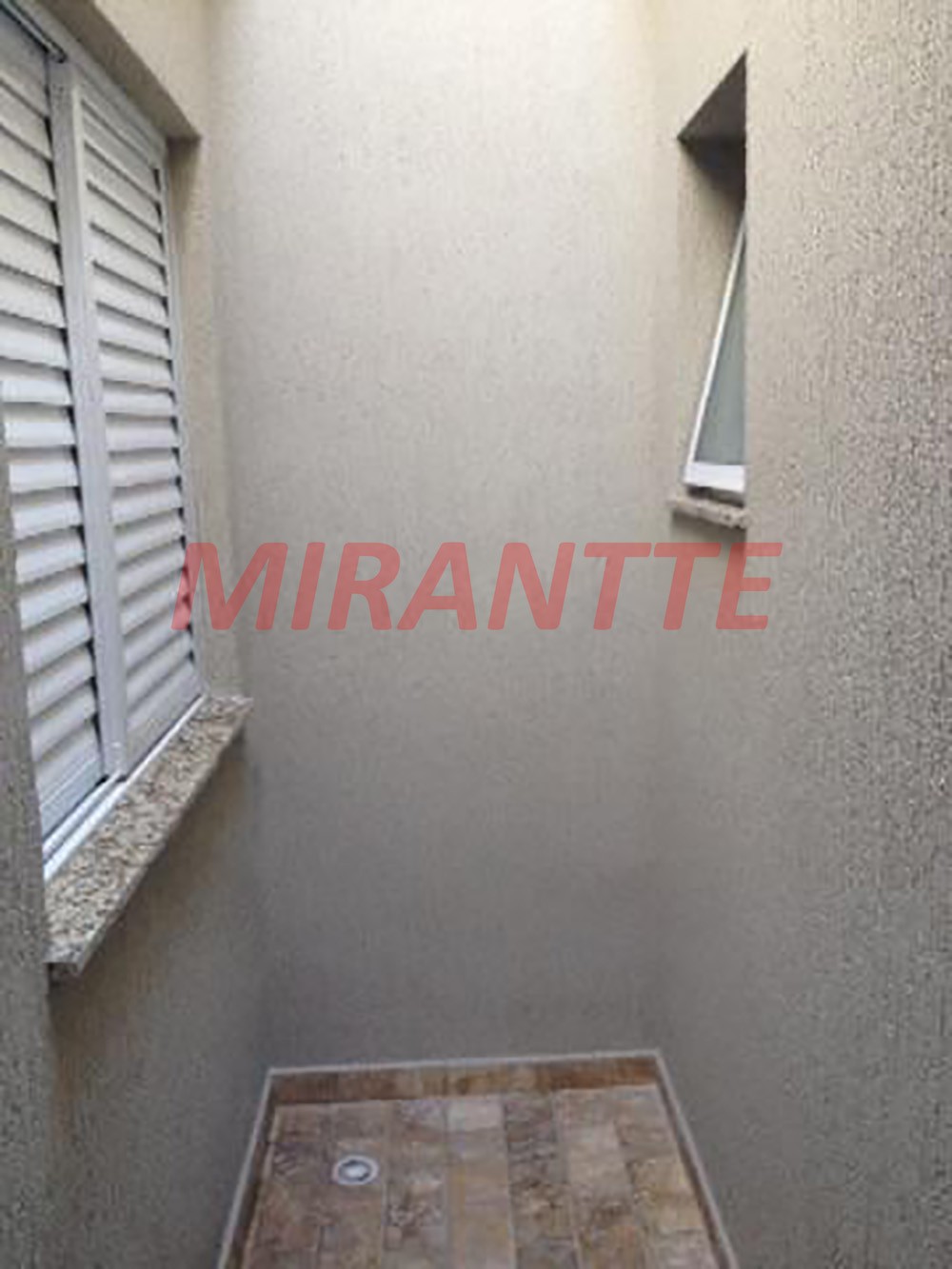 Sobrado de 108m² com 3 quartos em Vila Sabrina