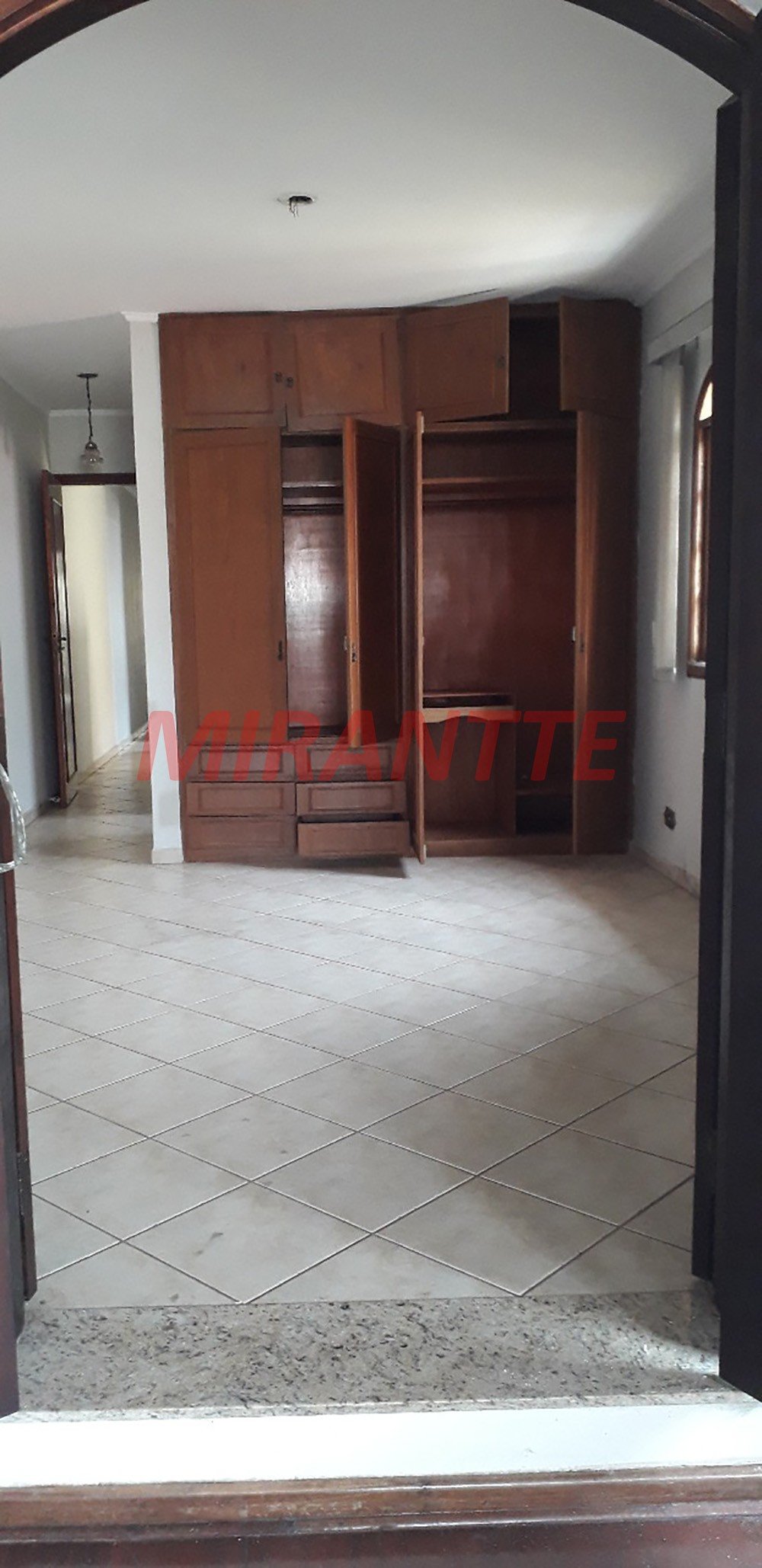 Sobrado de 200m² com 3 quartos em Vila Constança