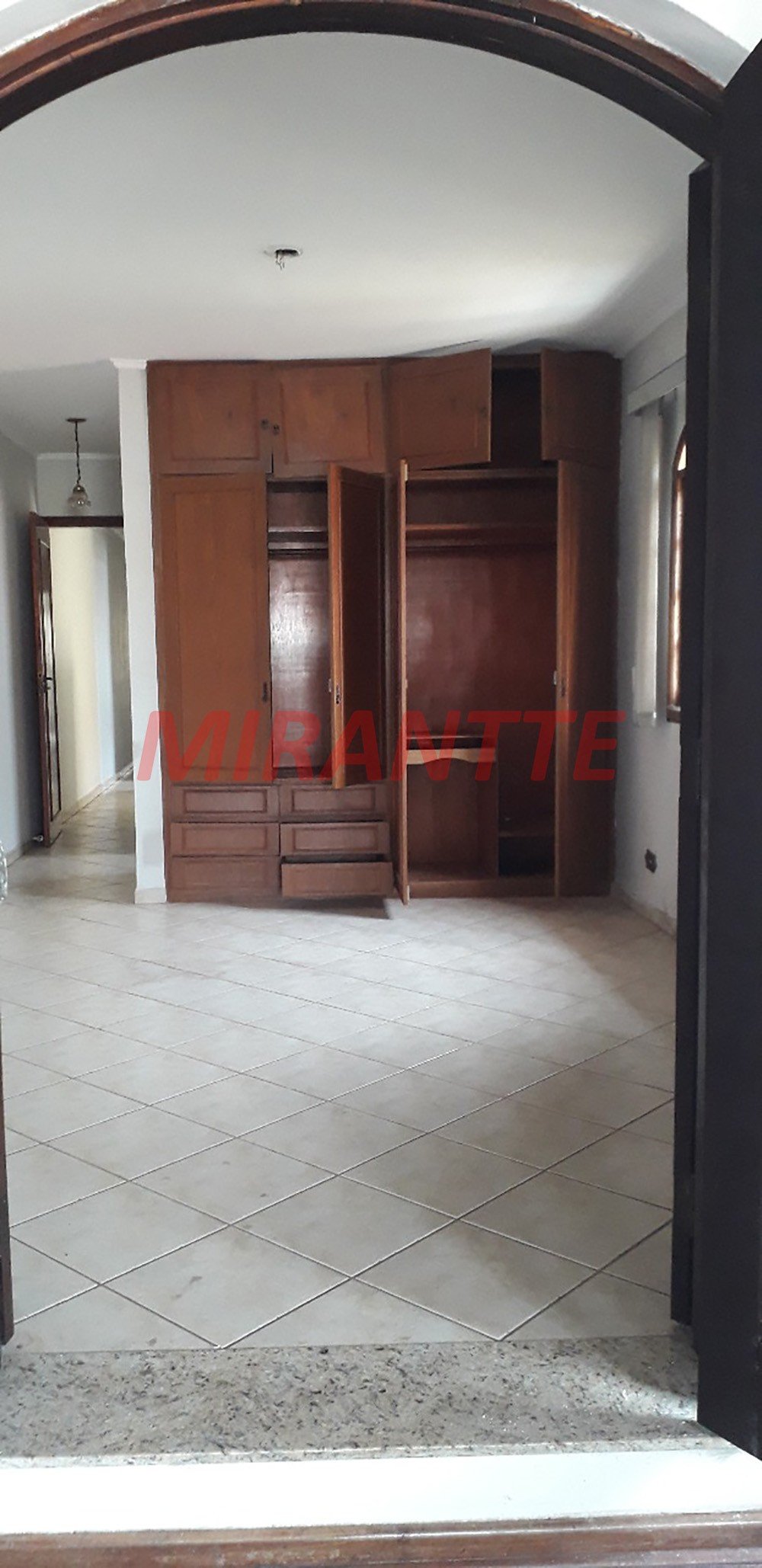 Sobrado de 200m² com 3 quartos em Vila Constança