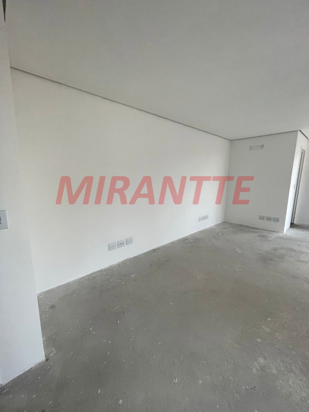 Comercial de 36m² em Casa Verde