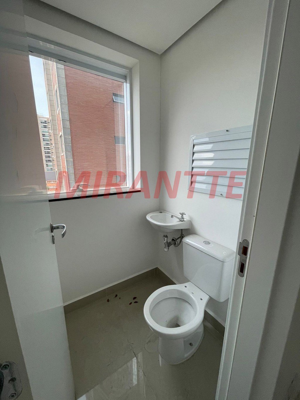 Comercial de 36m² em Casa Verde
