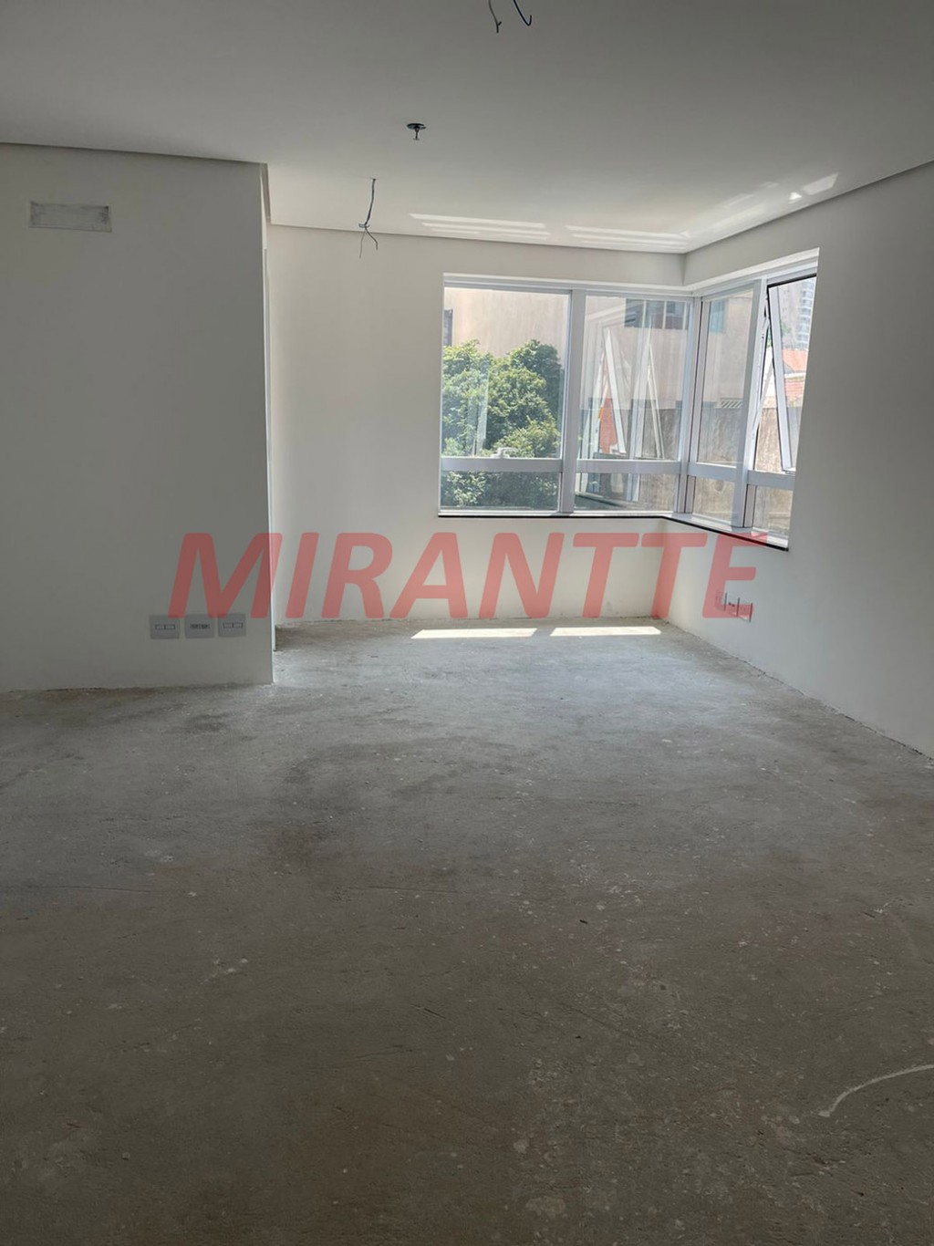 Comercial de 36m² em Casa Verde