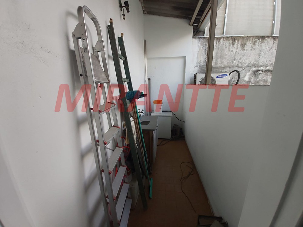 Sobrado de 94m² com 4 quartos em Santana