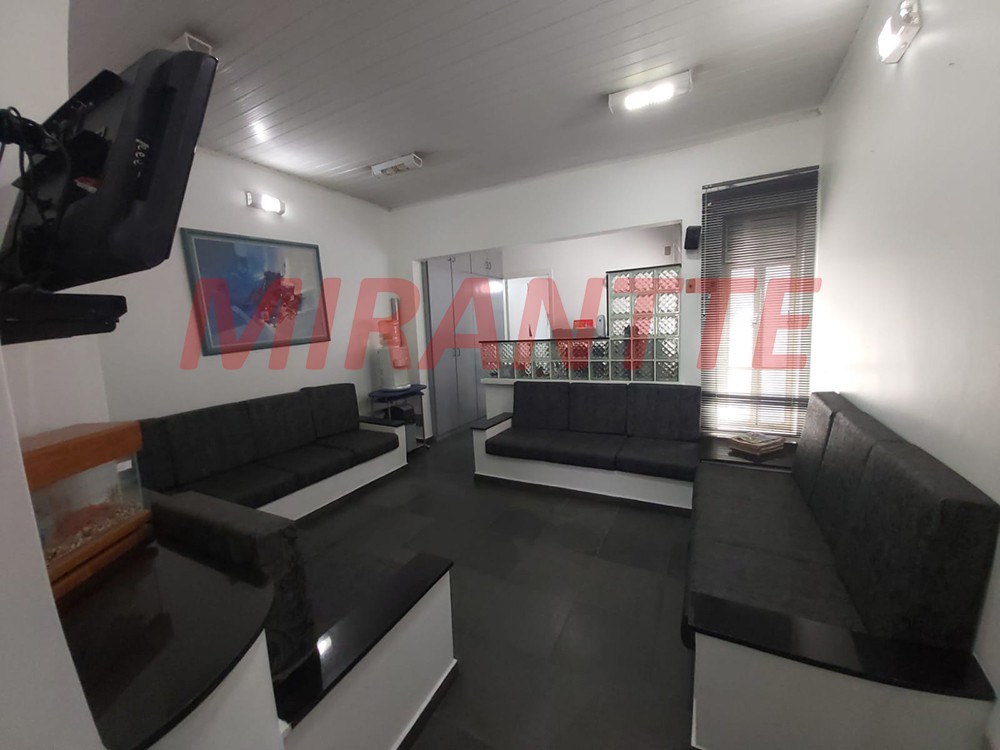 Sobrado de 94m² com 4 quartos em Santana