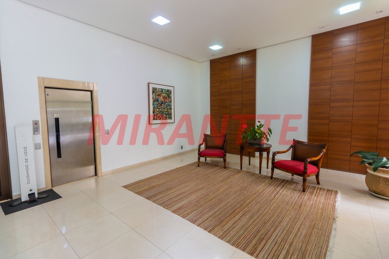 Apartamento de 140m² com 4 quartos em Moema