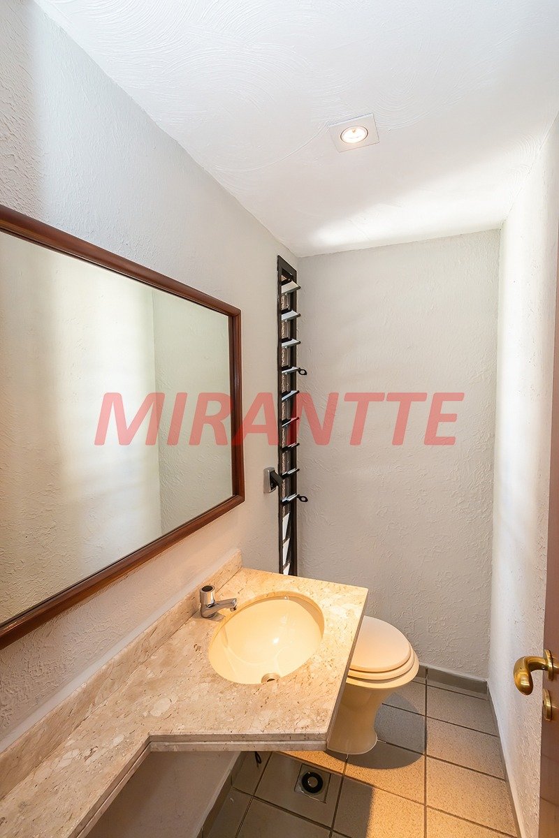 Apartamento de 140m² com 4 quartos em Moema