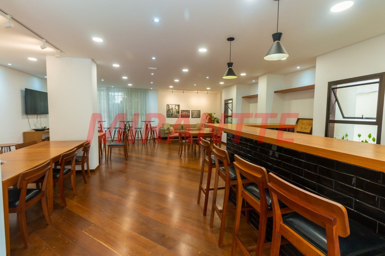 Apartamento de 140m² com 4 quartos em Moema