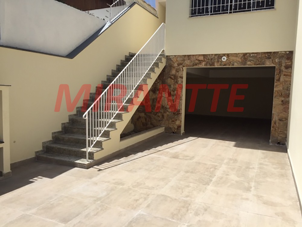 Sobrado de 155m² com 4 quartos em Imirim