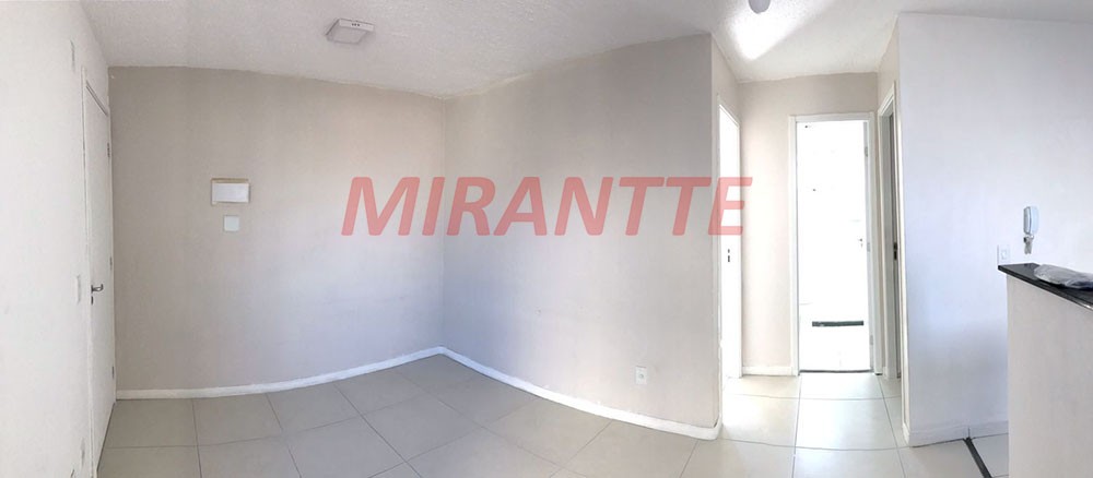 Apartamento de 43m² com 2 quartos em Jardim Ansalca