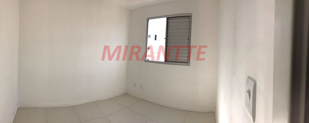 Apartamento de 43m² com 2 quartos em Jardim Ansalca