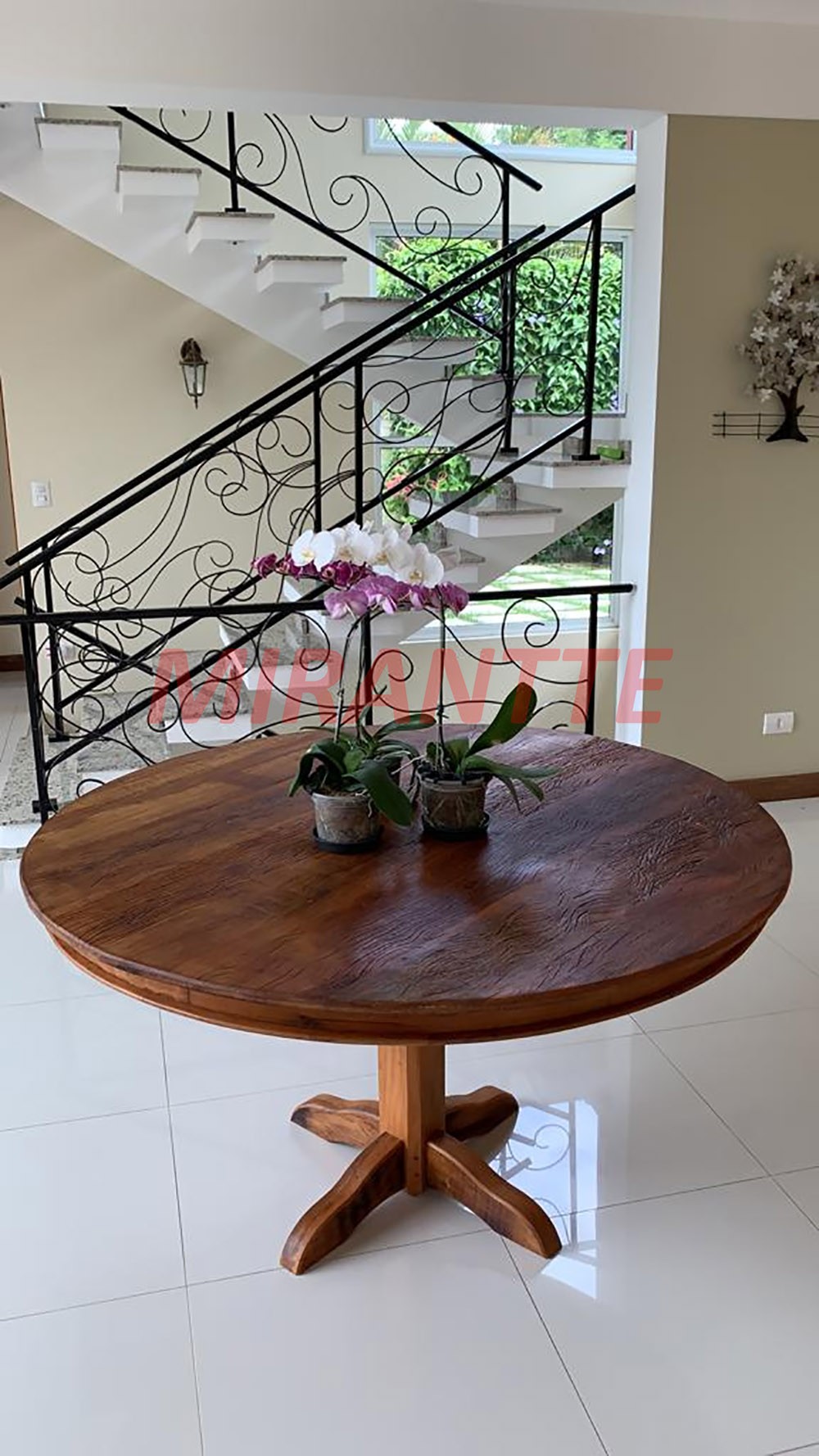 Sobrado de 390m² com 4 quartos em Serra da Cantareira