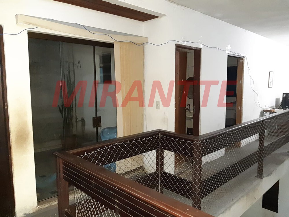 Sobrado de 230m² com 3 quartos em Corisco