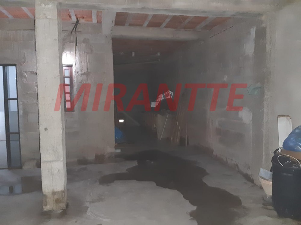 Sobrado de 230m² com 3 quartos em Corisco