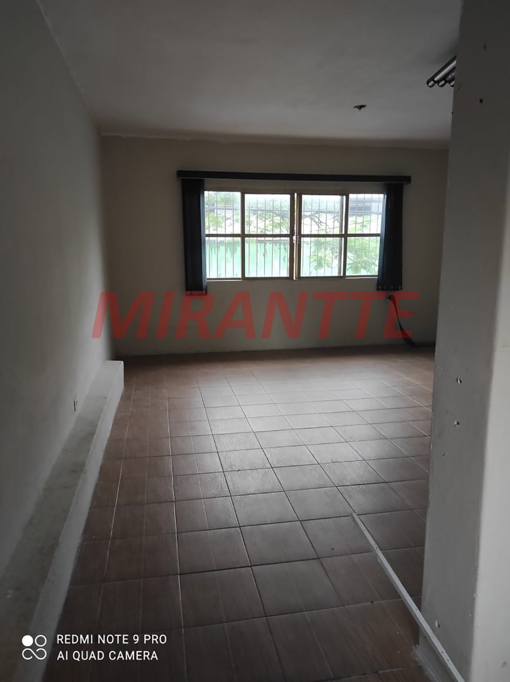 Sobrado de 300m² com 2 quartos em Jaçana