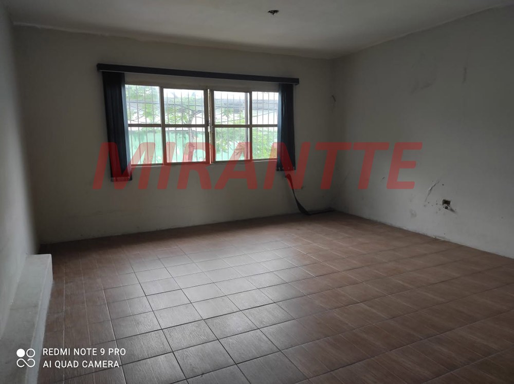 Sobrado de 300m² com 2 quartos em Jaçana