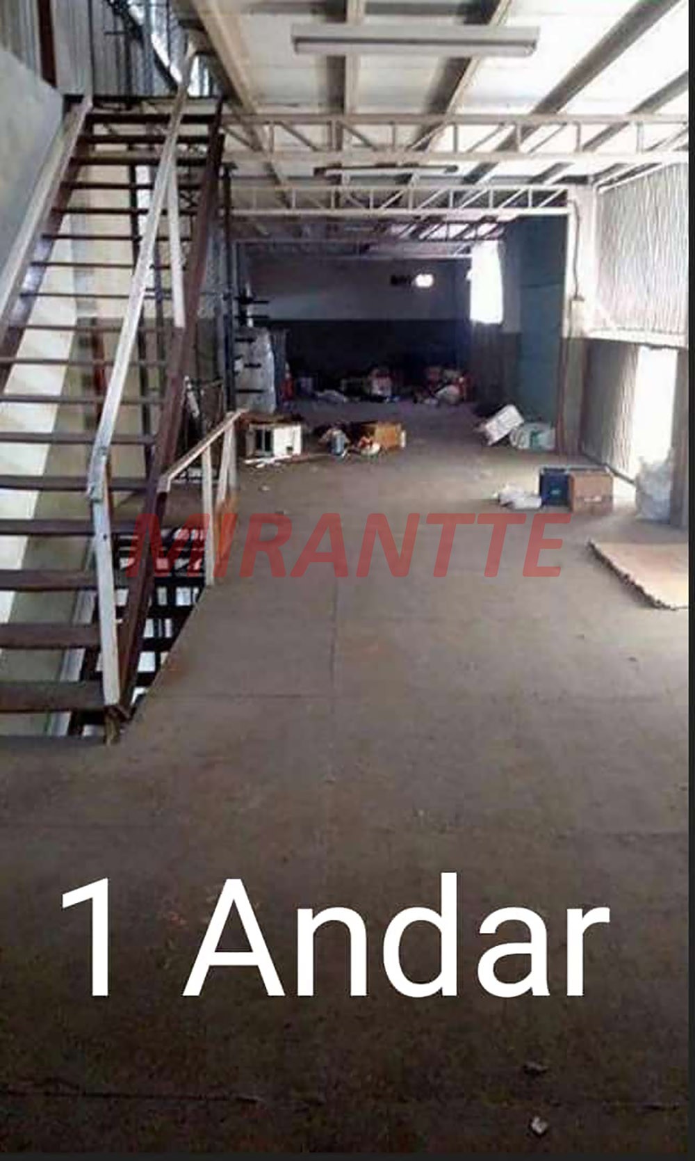 Sobrado de 300m² com 2 quartos em Jaçana