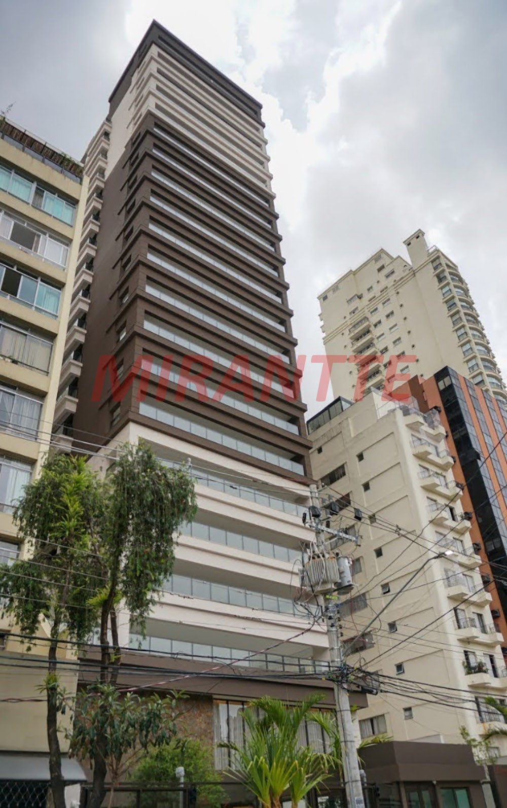 Apartamento de 310m² com 5 quartos em Higienópolis