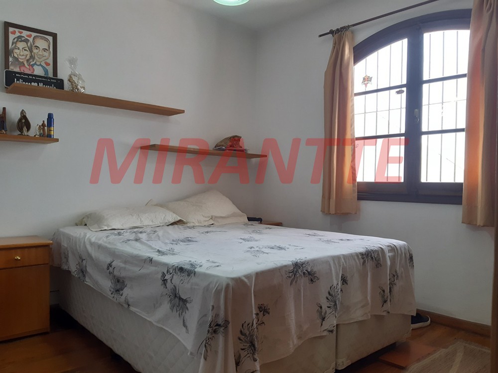 Sobrado de 130m² com 3 quartos em Jardim Peri