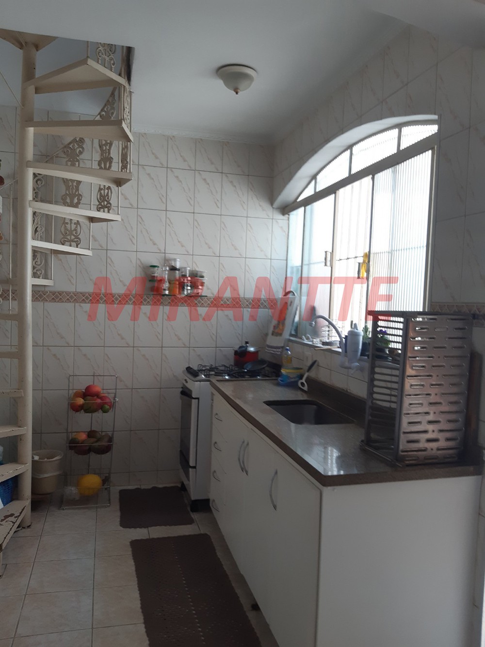Sobrado de 130m² com 3 quartos em Jardim Peri
