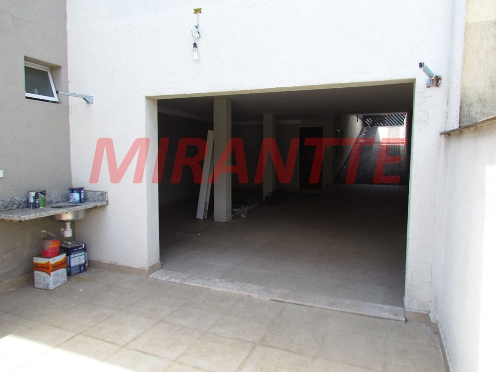 Sobrado de 300m² com 3 quartos em Vila Moreira
