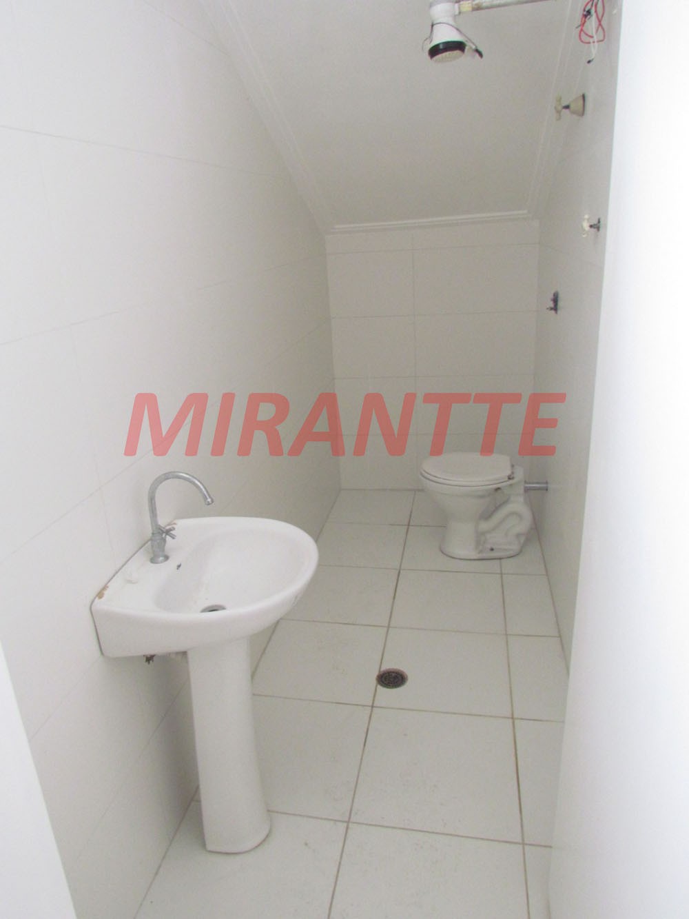 Sobrado de 300m² com 3 quartos em Vila Moreira