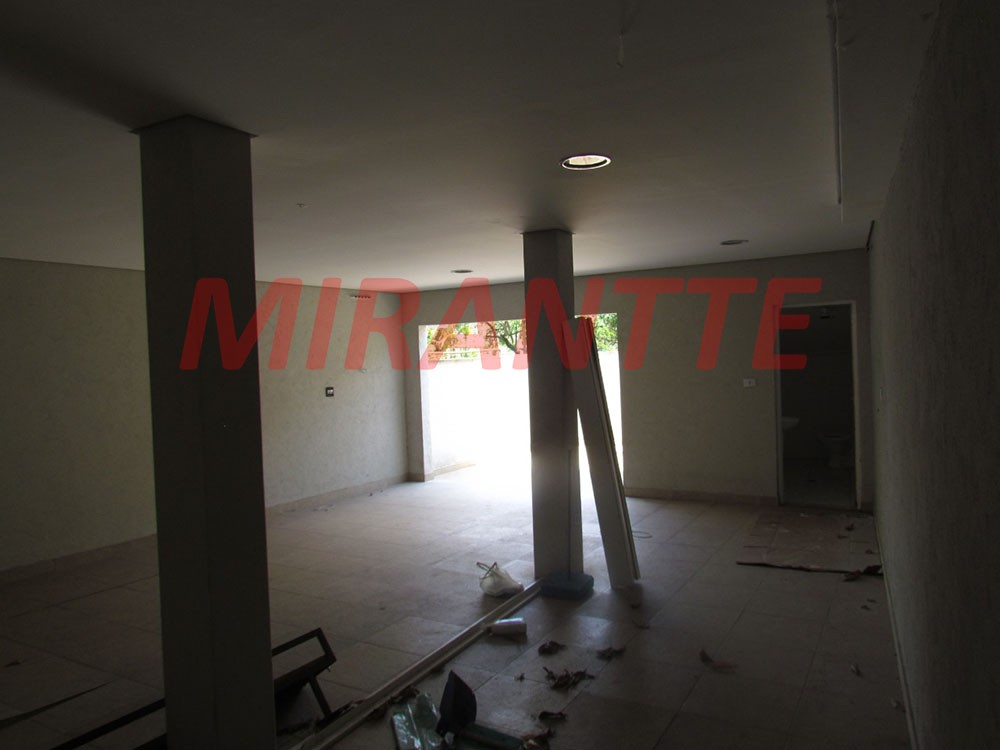 Sobrado de 300m² com 3 quartos em Vila Moreira