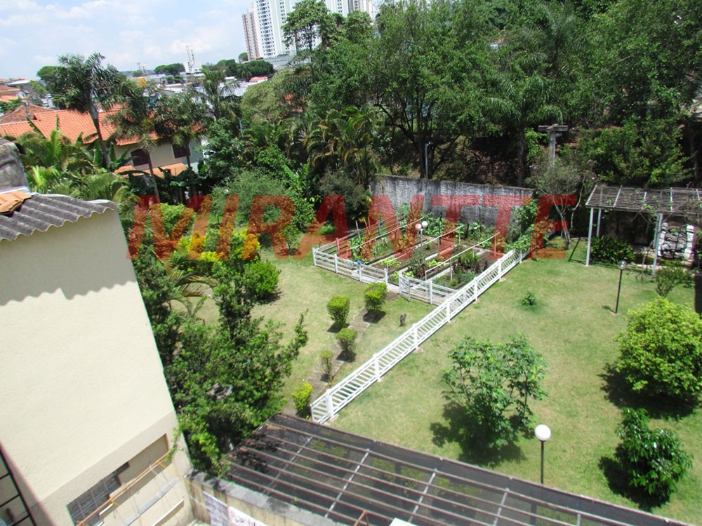 Sobrado de 300m² com 3 quartos em Vila Moreira