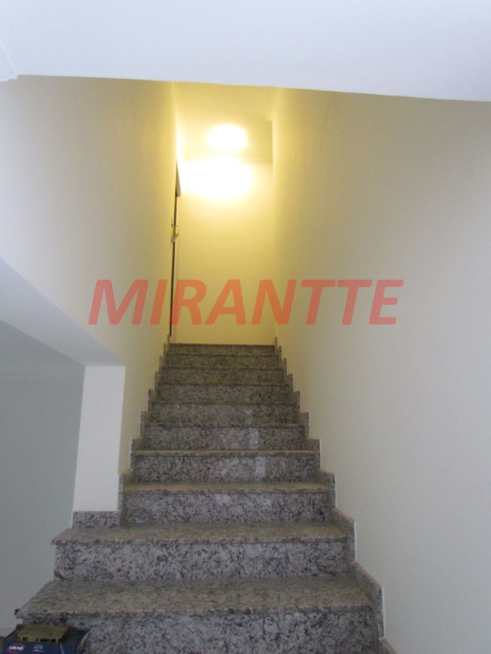 Sobrado de 300m² com 3 quartos em Vila Moreira