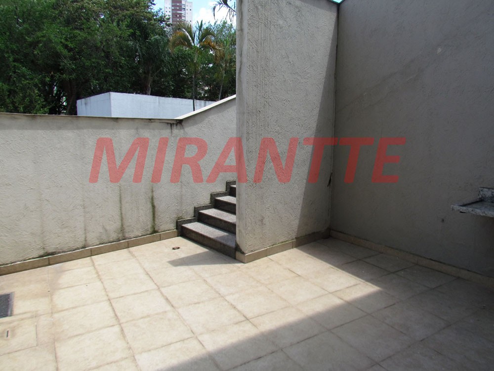 Sobrado de 300m² com 3 quartos em Vila Moreira