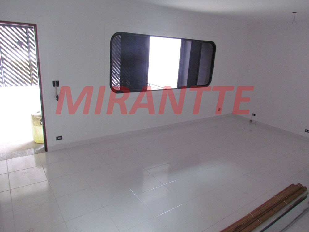 Sobrado de 300m² com 3 quartos em Vila Moreira