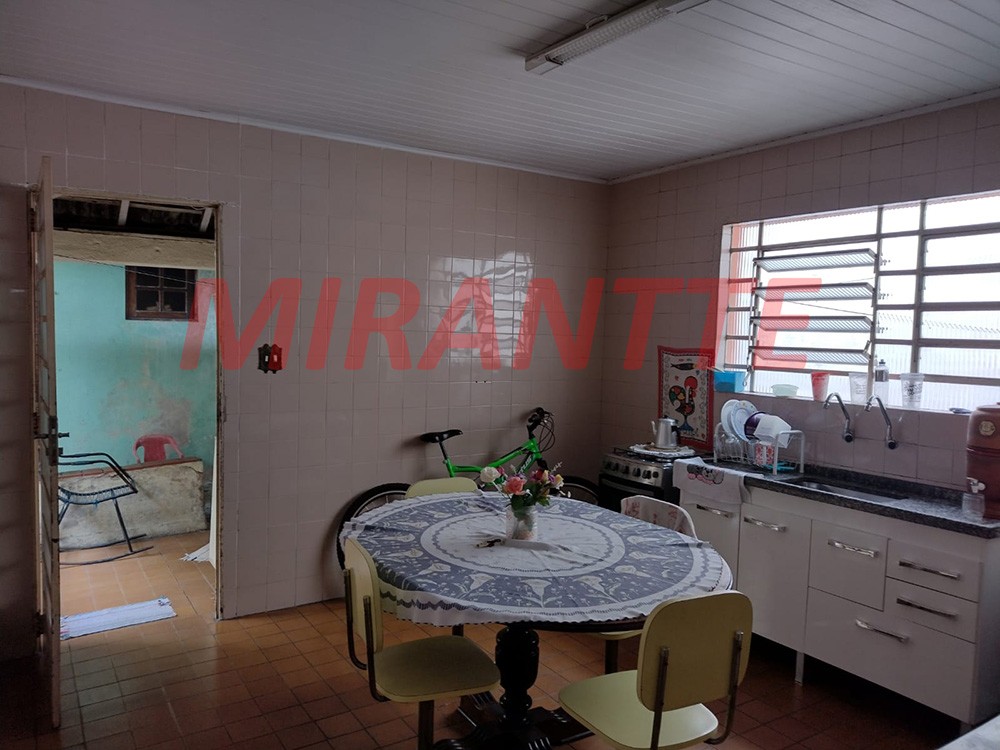 Casa terrea de 102m² com 4 quartos em Chora Menino