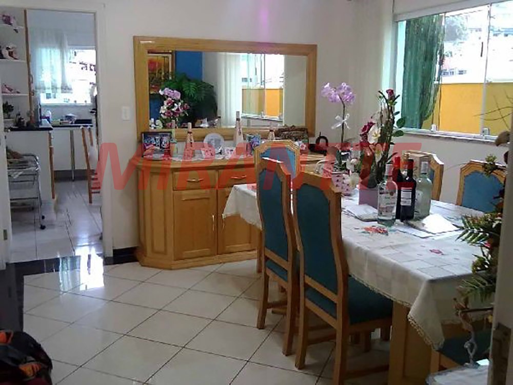 Sobrado de 221m² com 3 quartos em Parada Inglesa