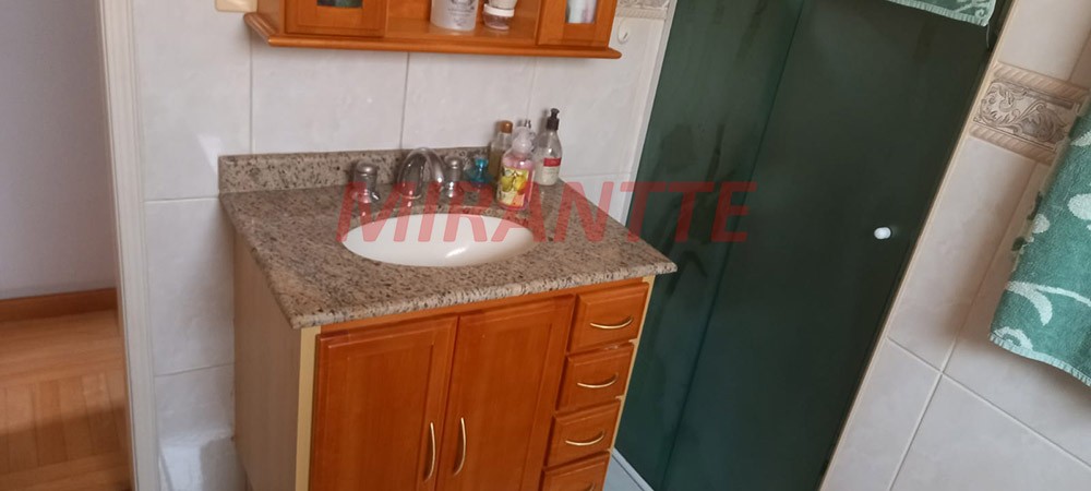 Sobrado de 221m² com 3 quartos em Parada Inglesa