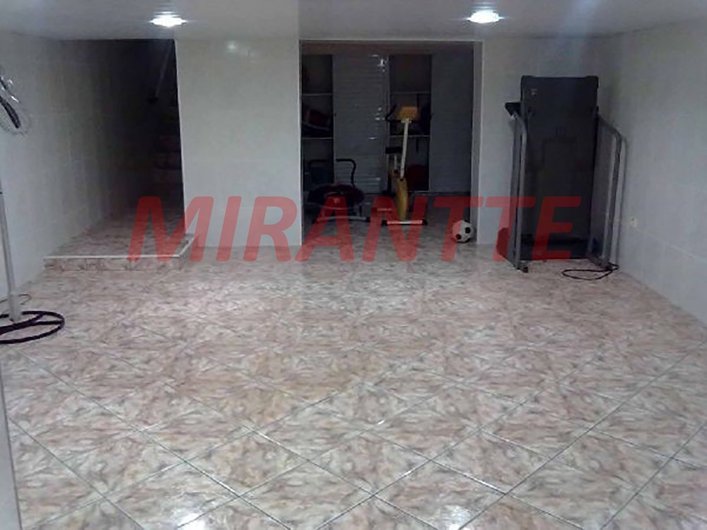 Sobrado de 221m² com 3 quartos em Parada Inglesa