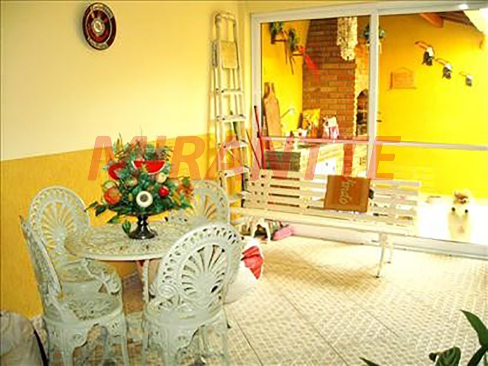 Sobrado de 221m² com 3 quartos em Parada Inglesa