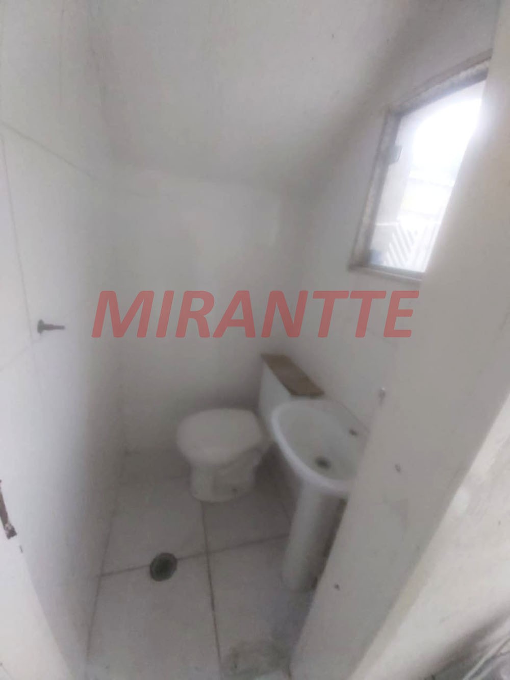 Sobrado de 730m² com 5 quartos em Vila Rosália