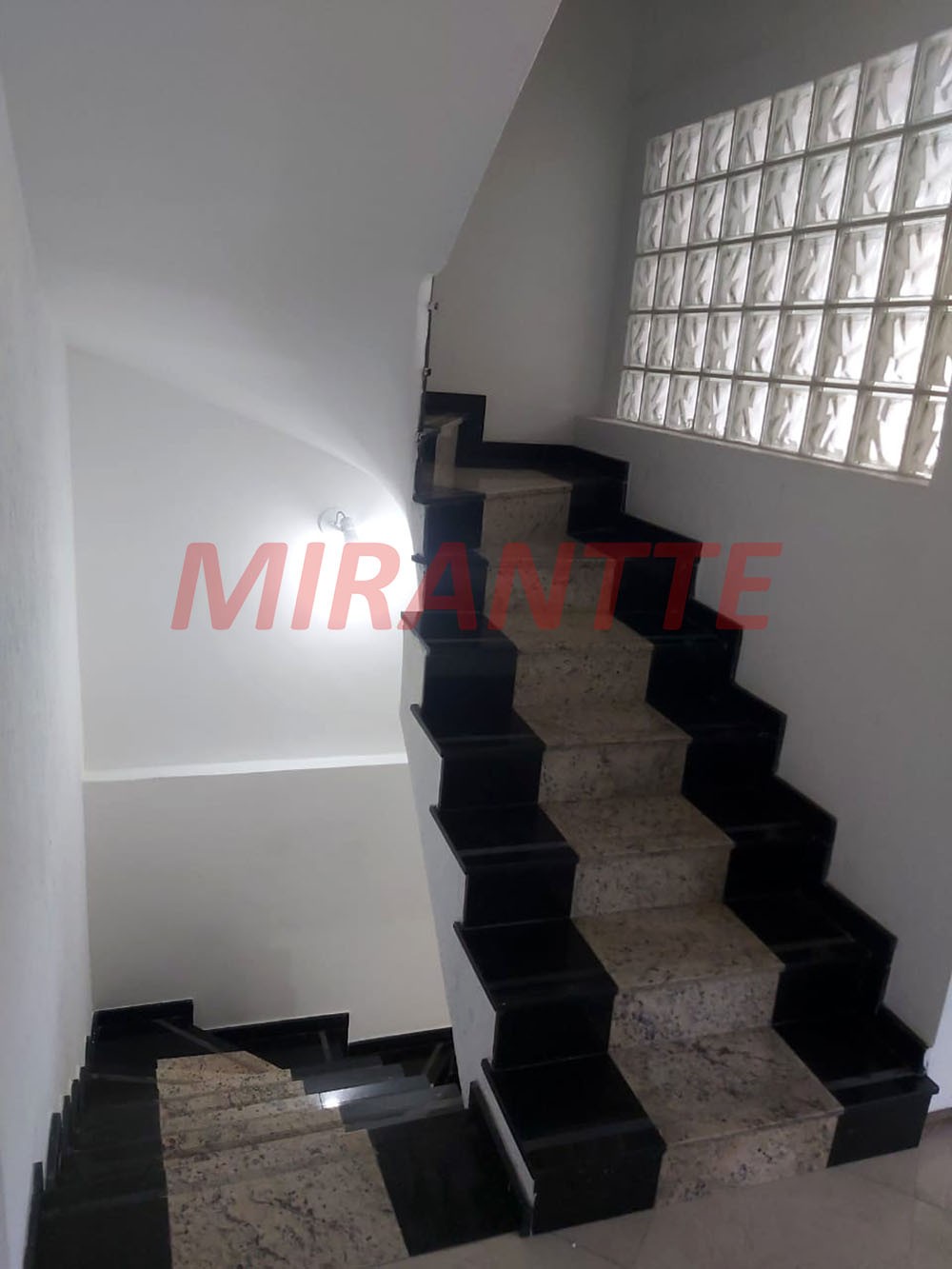 Sobrado de 730m² com 5 quartos em Vila Rosália