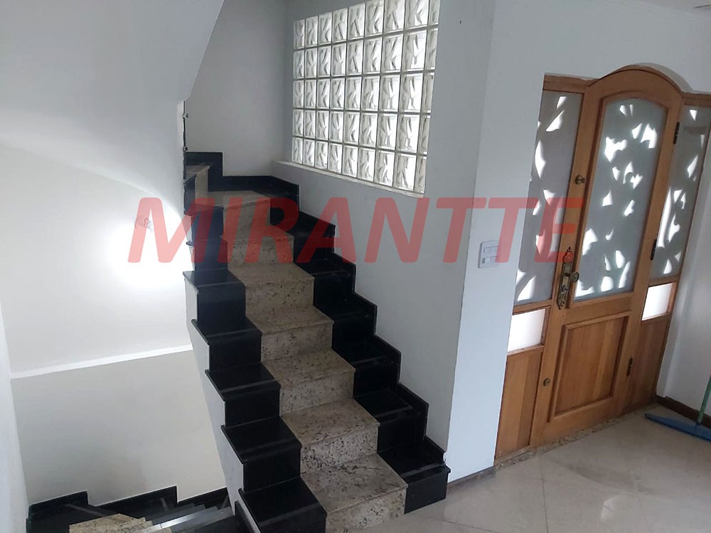 Sobrado de 730m² com 5 quartos em Vila Rosália
