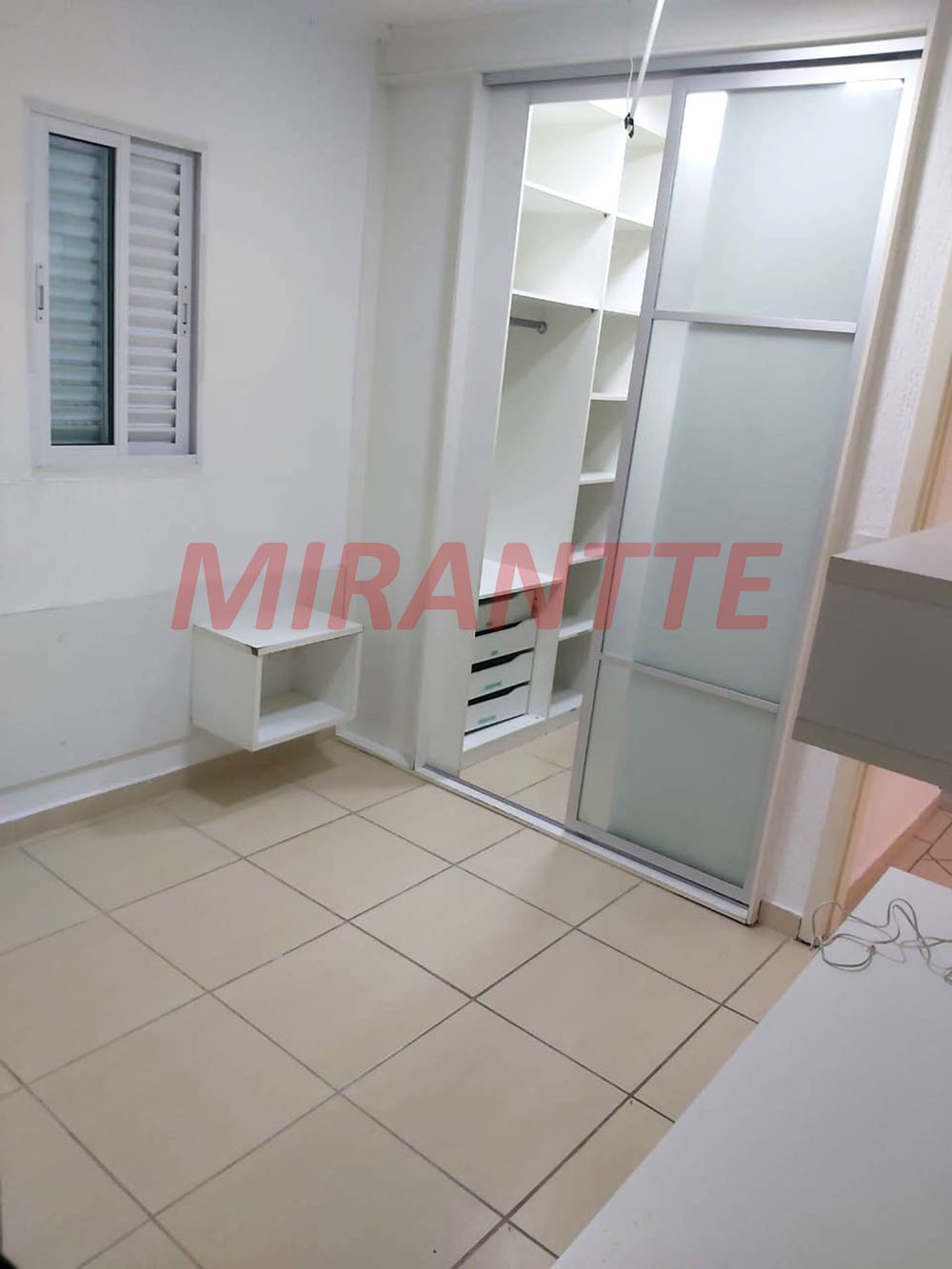 Sobrado de 730m² com 5 quartos em Vila Rosália