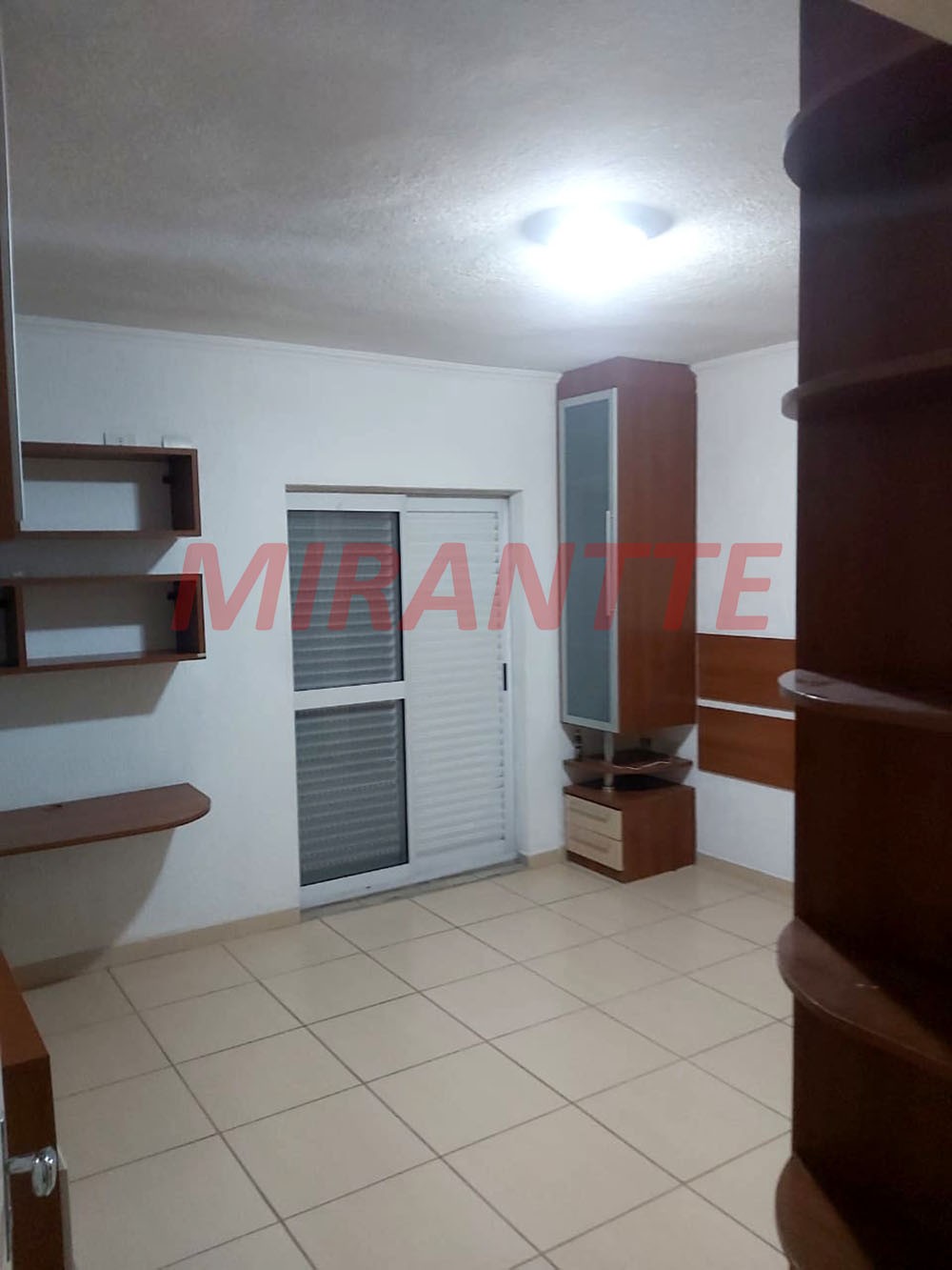 Sobrado de 730m² com 5 quartos em Vila Rosália