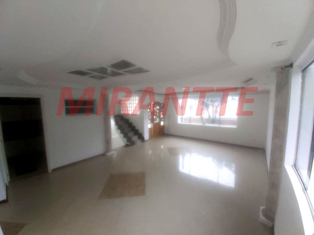 Sobrado de 730m² com 5 quartos em Vila Rosália