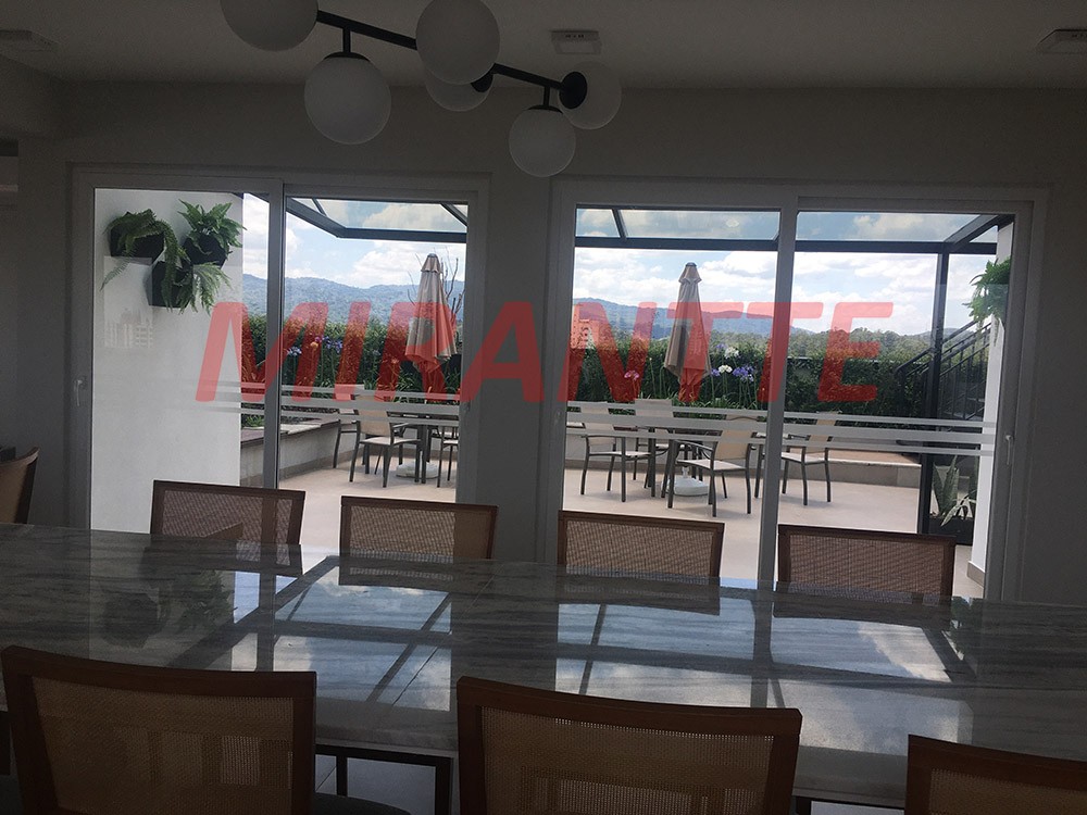 Apartamento de 40m² com 2 quartos em Jardim Paraiso